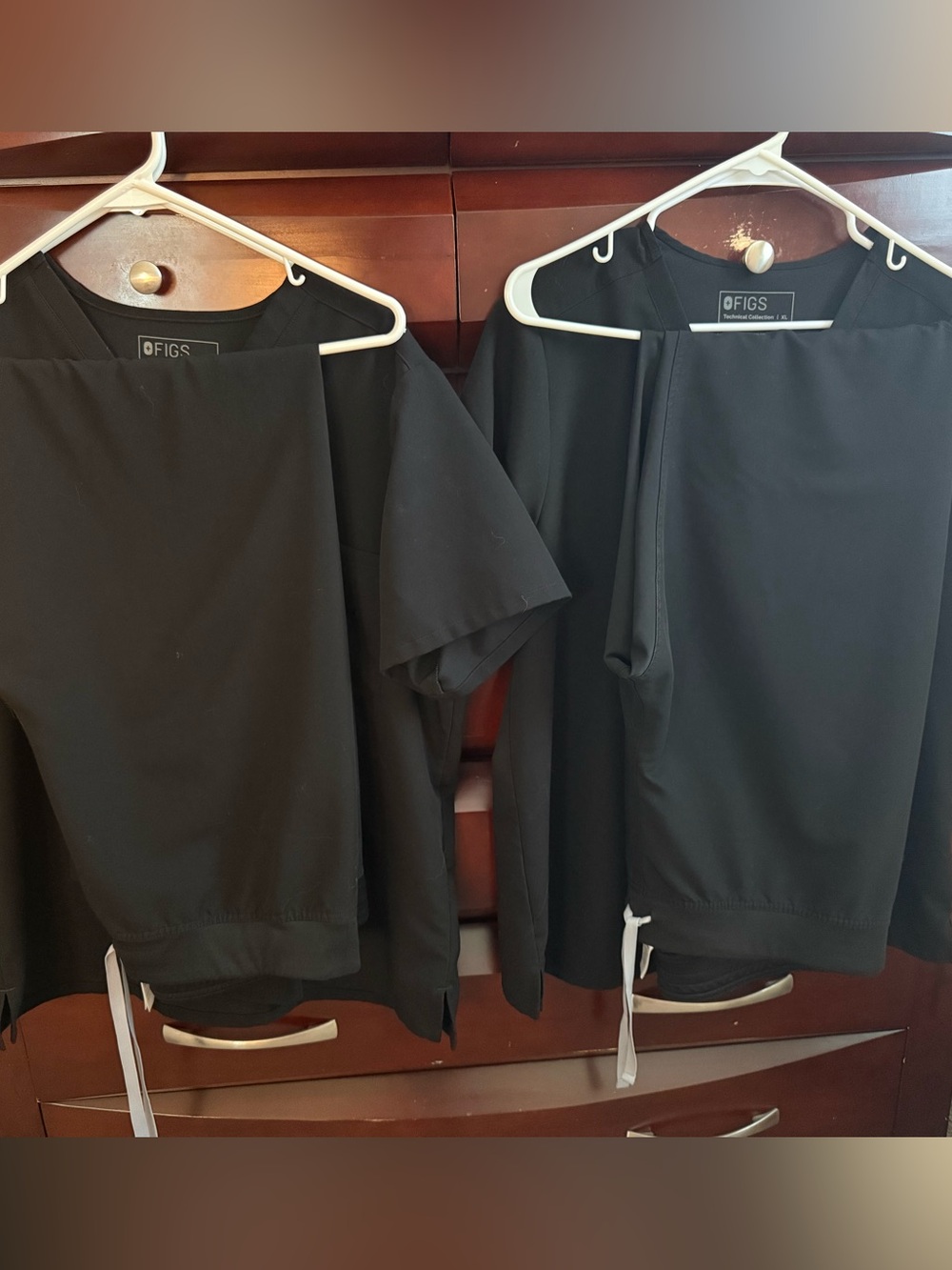 Two Pairs Black Figs Scrubs-XL